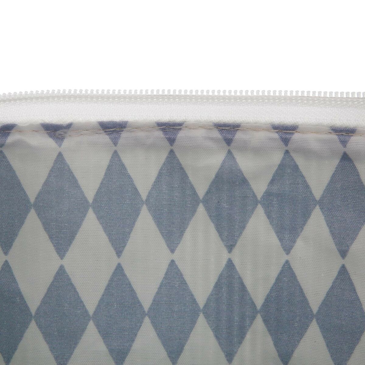 V4H7BF6FE9FCA0632B53590612A3ABC32A7R4538633P2