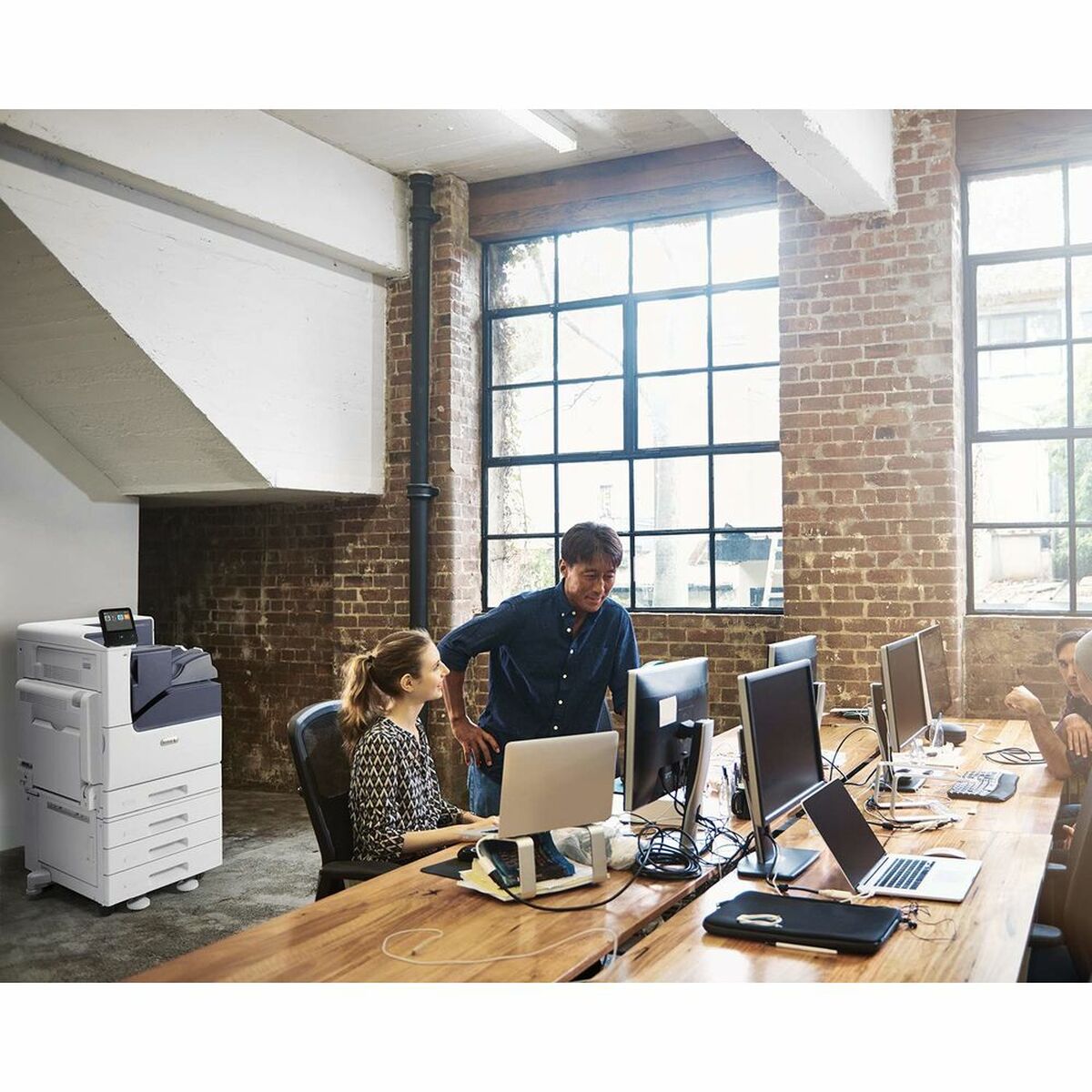 V6H377A6F18A9251B77026936A726C76982R4507464P2