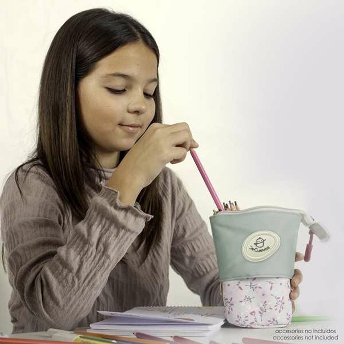 V7HE9D798B5915A80B1EEB8C200F0F4CFCAR6685505P4